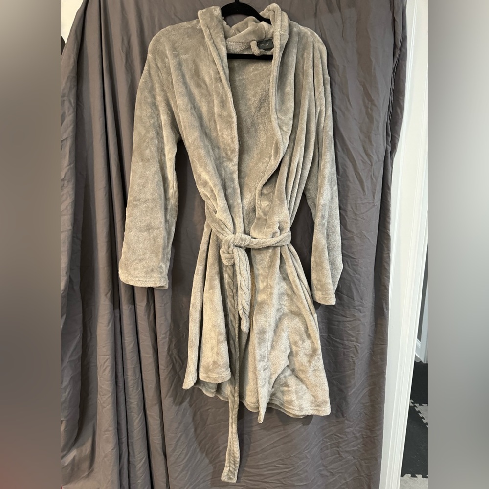 Serre Cozy Gray Robe